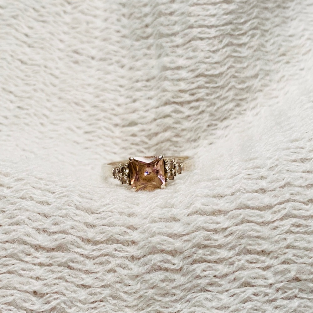Sterling silver ring size 7, pink princess cut